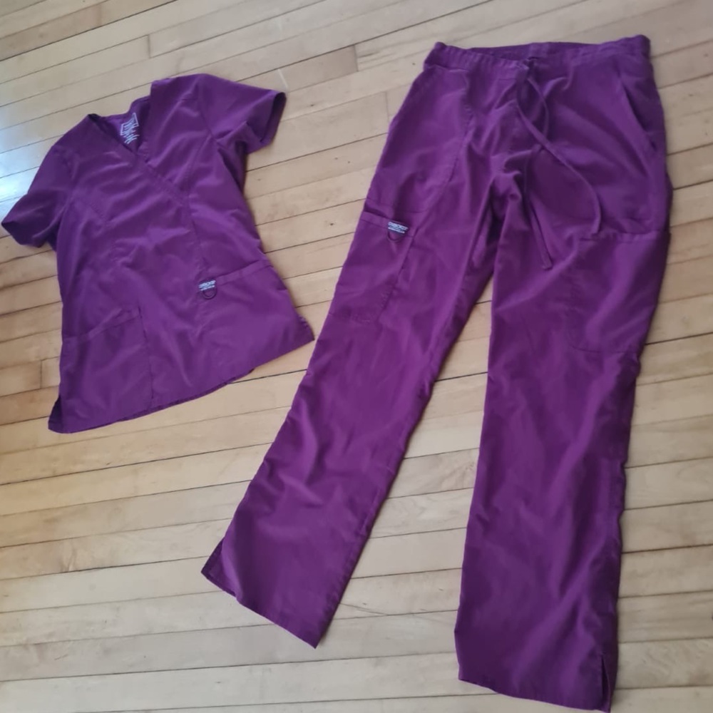 Cherokee Scrub set